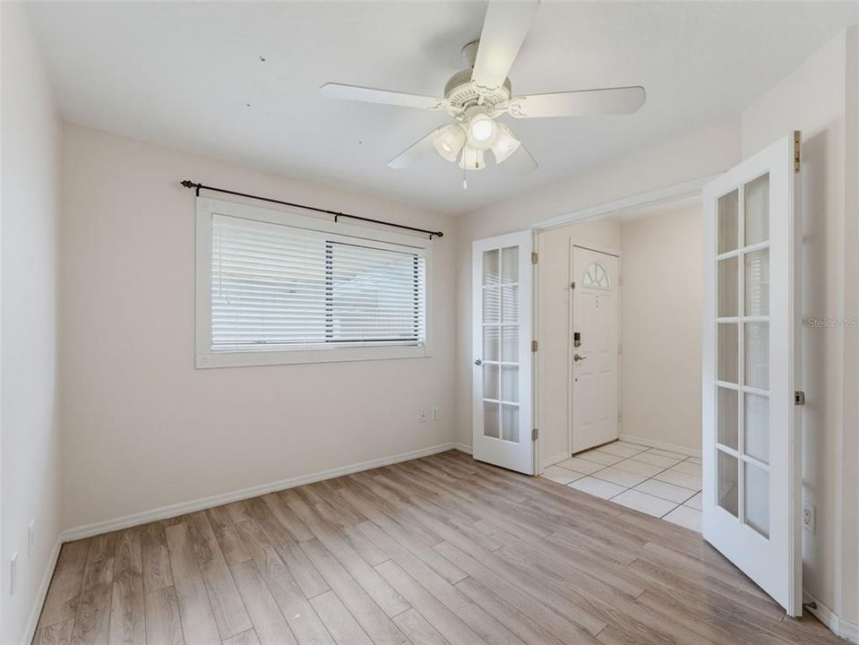For Sale: $324,000 (2 beds, 2 baths, 1431 Square Feet)