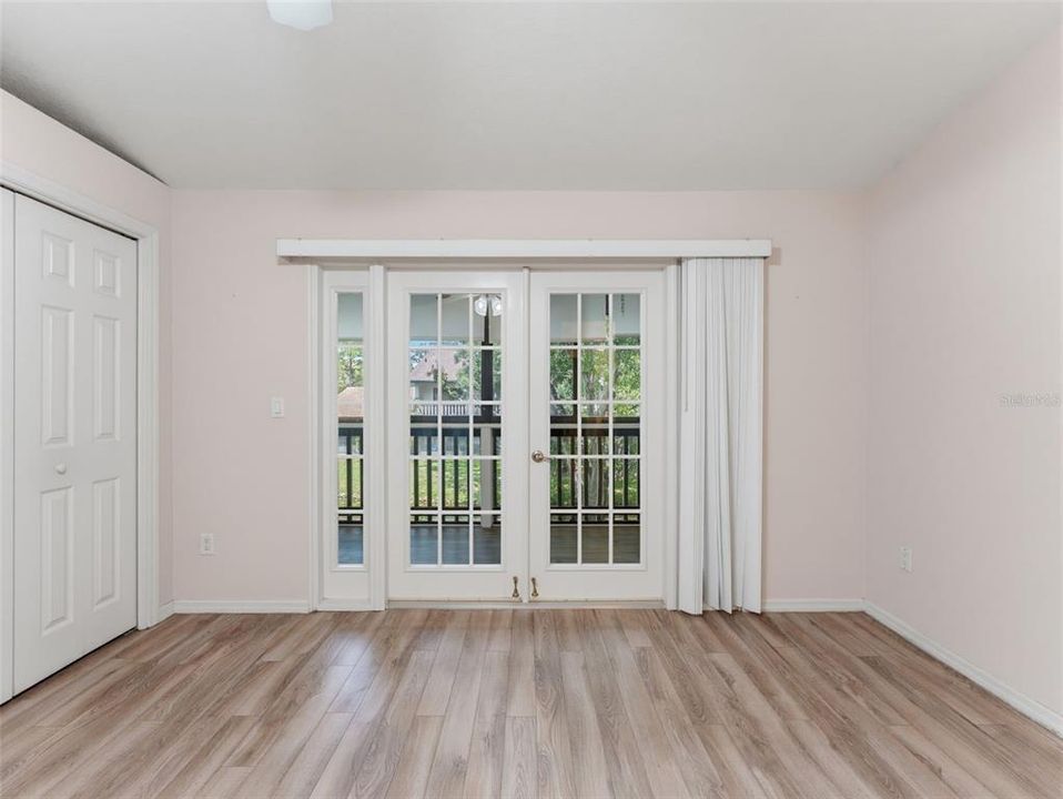 For Sale: $324,000 (2 beds, 2 baths, 1431 Square Feet)