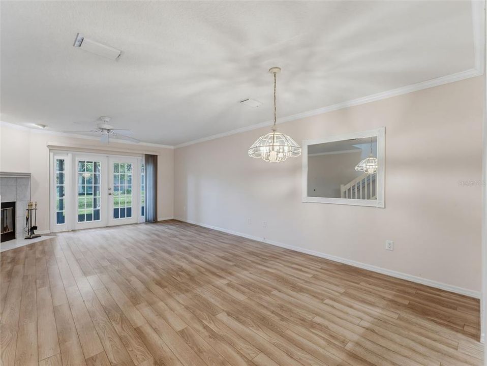 For Sale: $324,000 (2 beds, 2 baths, 1431 Square Feet)