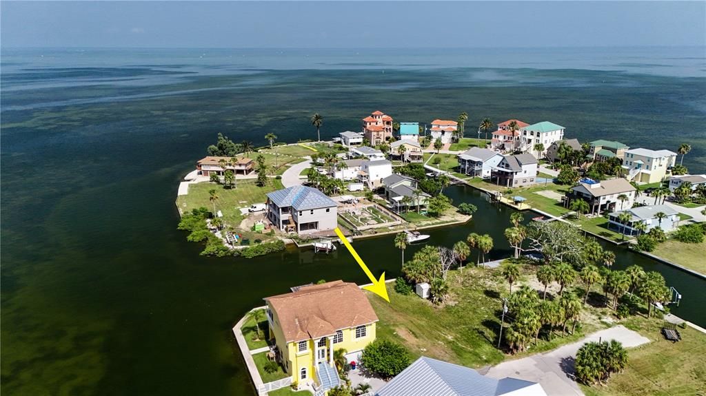 待售: $350,000 (0.16 acres)