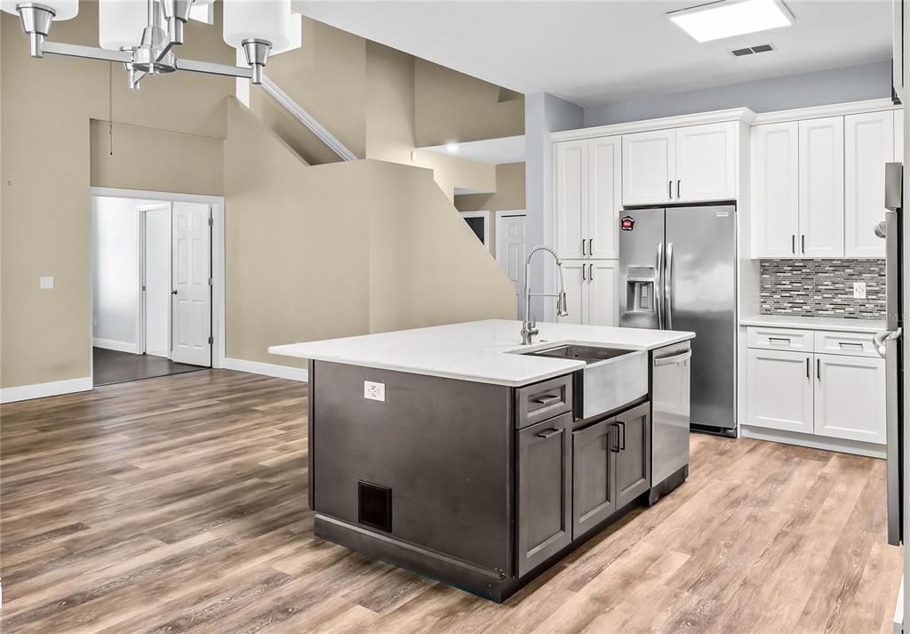 For Sale: $529,000 (4 beds, 2 baths, 2544 Square Feet)
