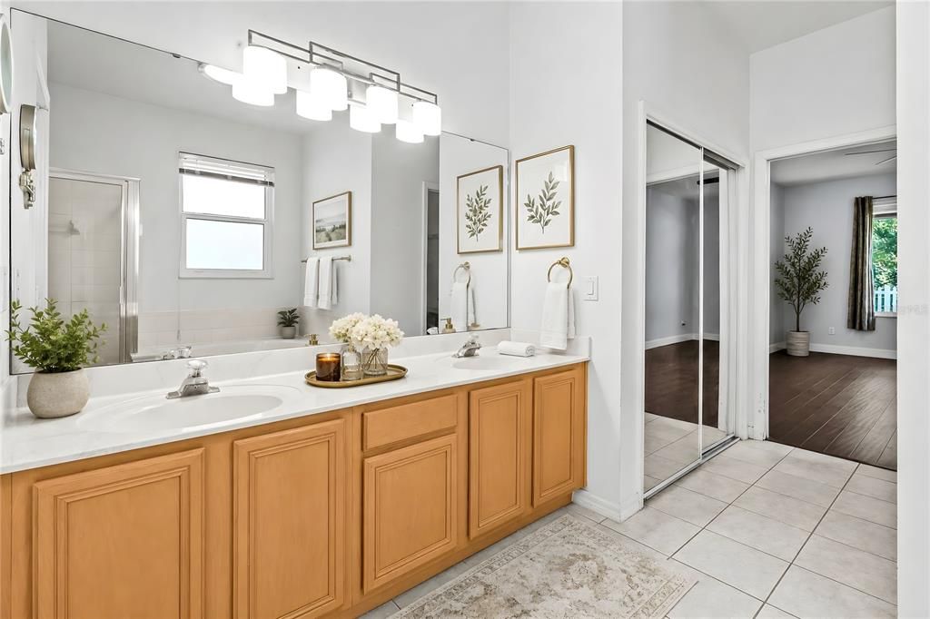 For Sale: $529,000 (4 beds, 2 baths, 2544 Square Feet)