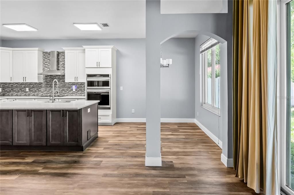 For Sale: $529,000 (4 beds, 2 baths, 2544 Square Feet)