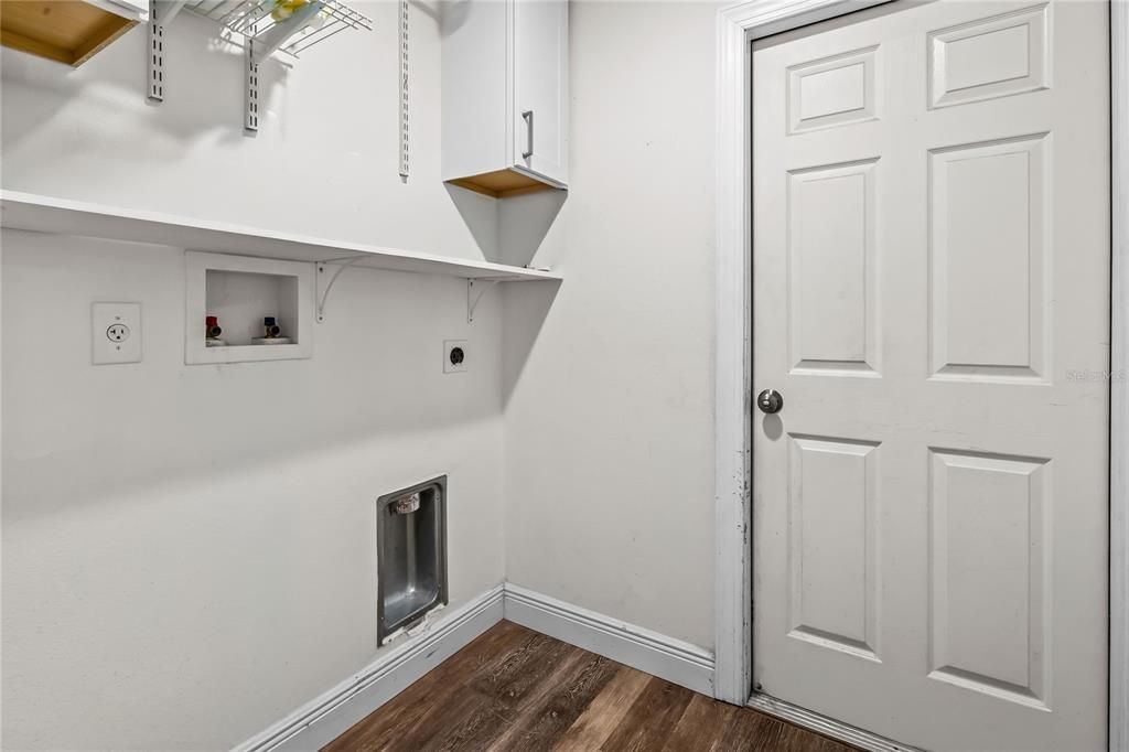 For Sale: $529,000 (4 beds, 2 baths, 2544 Square Feet)