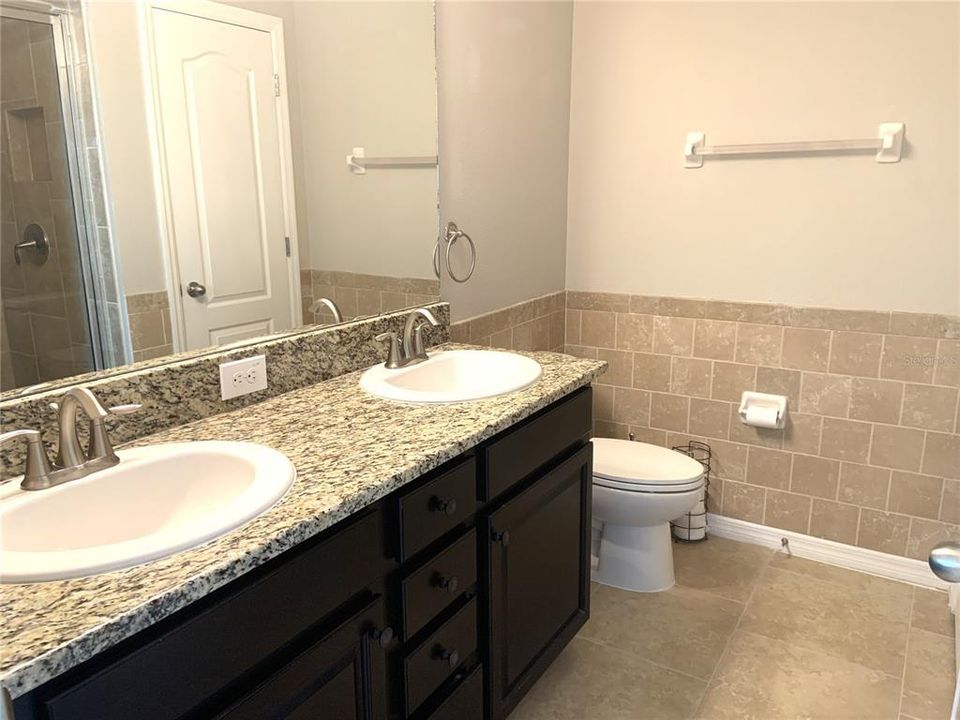В аренду: $2,495 (3 спален, 2 ванн, 1568 Квадратных фут)