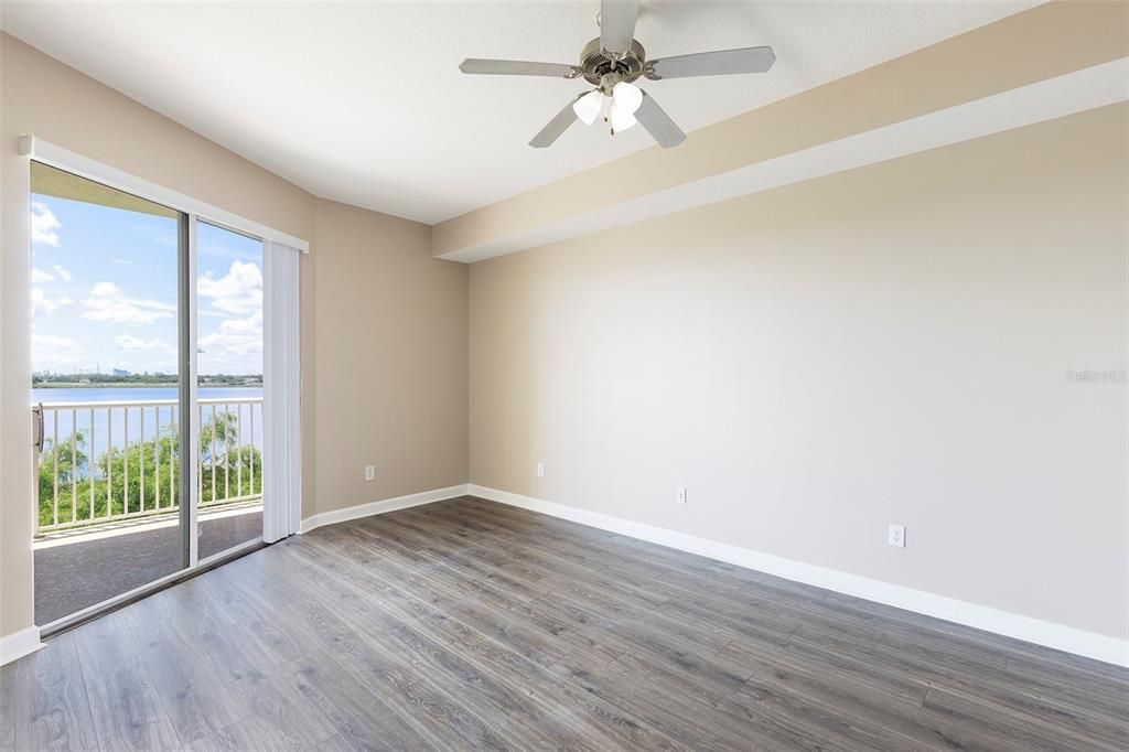 For Rent: $2,300 (3 beds, 2 baths, 1775 Square Feet)