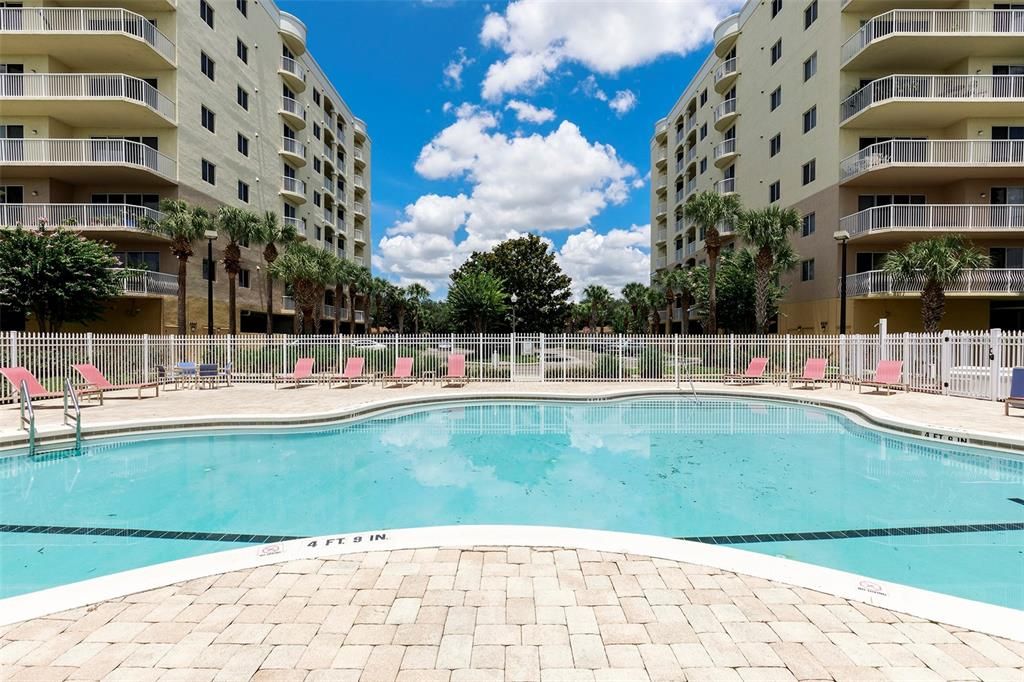 For Rent: $2,300 (3 beds, 2 baths, 1775 Square Feet)