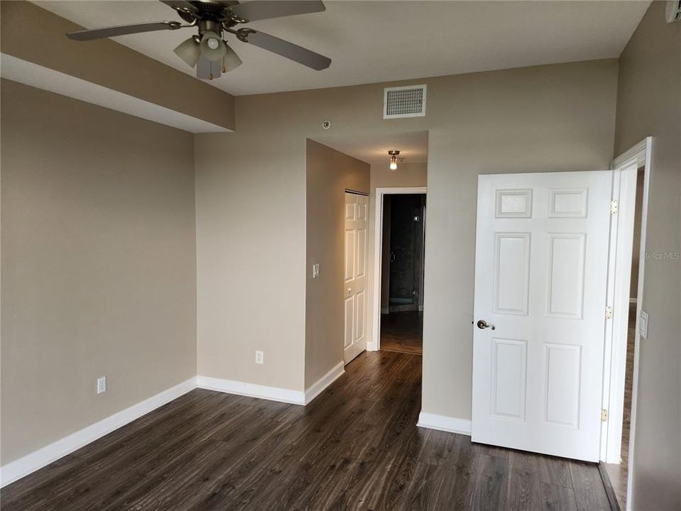 For Rent: $2,300 (3 beds, 2 baths, 1775 Square Feet)