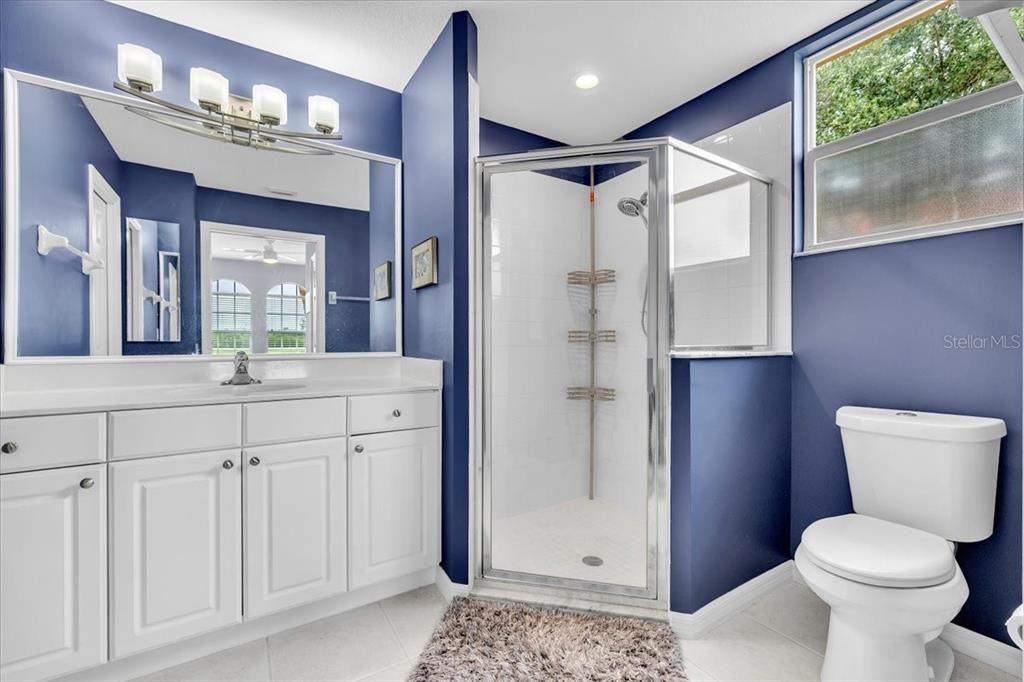 For Sale: $359,000 (3 beds, 2 baths, 1596 Square Feet)