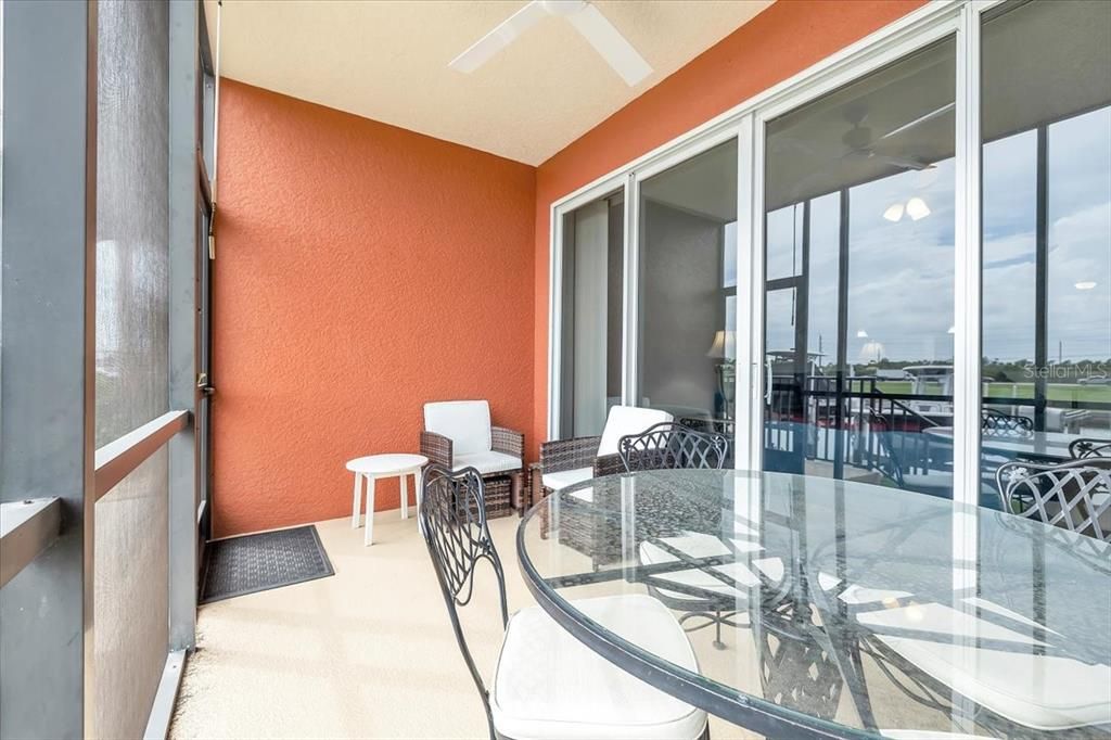 For Sale: $359,000 (3 beds, 2 baths, 1596 Square Feet)