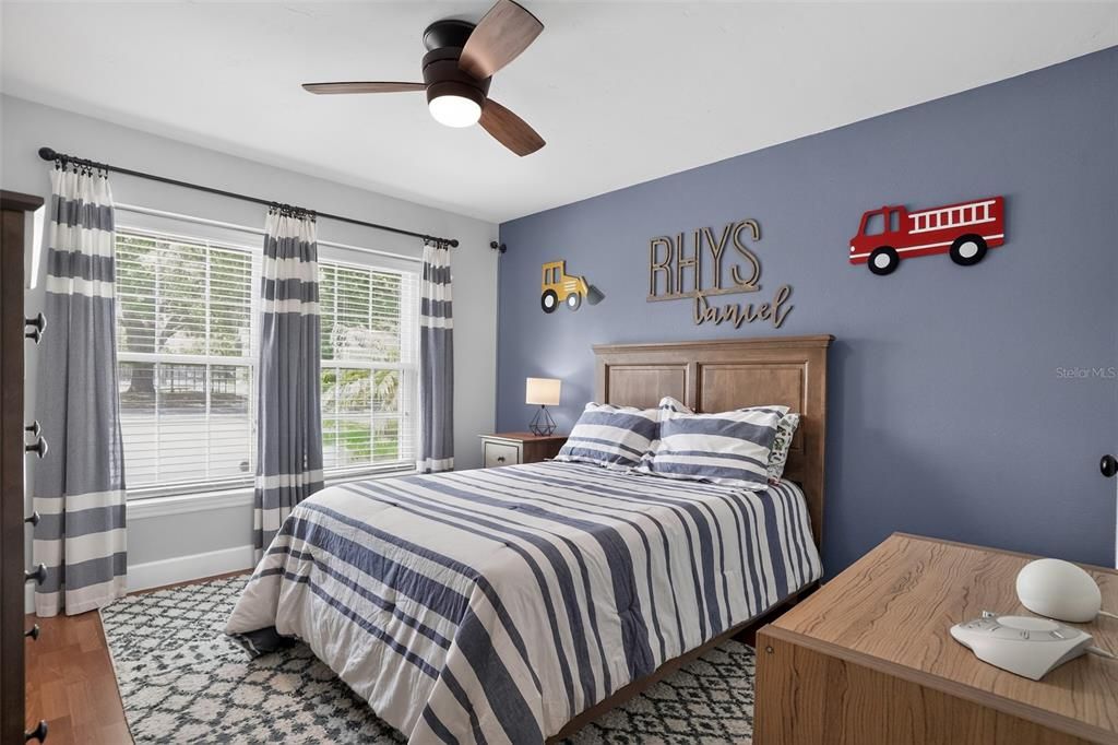 For Sale: $485,000 (3 beds, 2 baths, 1634 Square Feet)