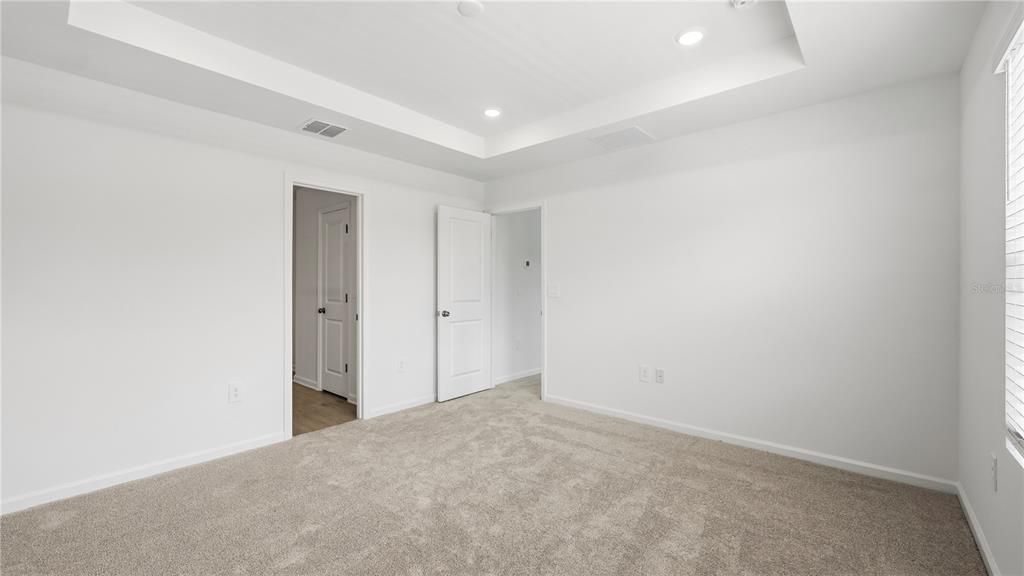 For Rent: $2,230 (3 beds, 2 baths, 1823 Square Feet)