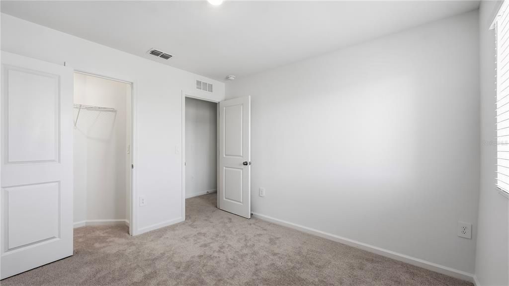 For Rent: $2,230 (3 beds, 2 baths, 1823 Square Feet)