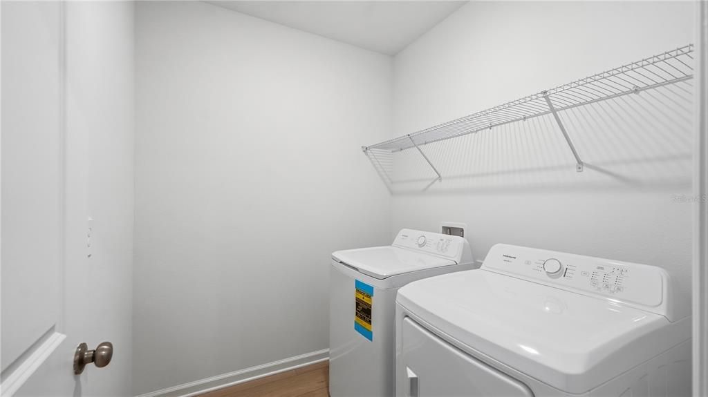 For Rent: $2,230 (3 beds, 2 baths, 1823 Square Feet)