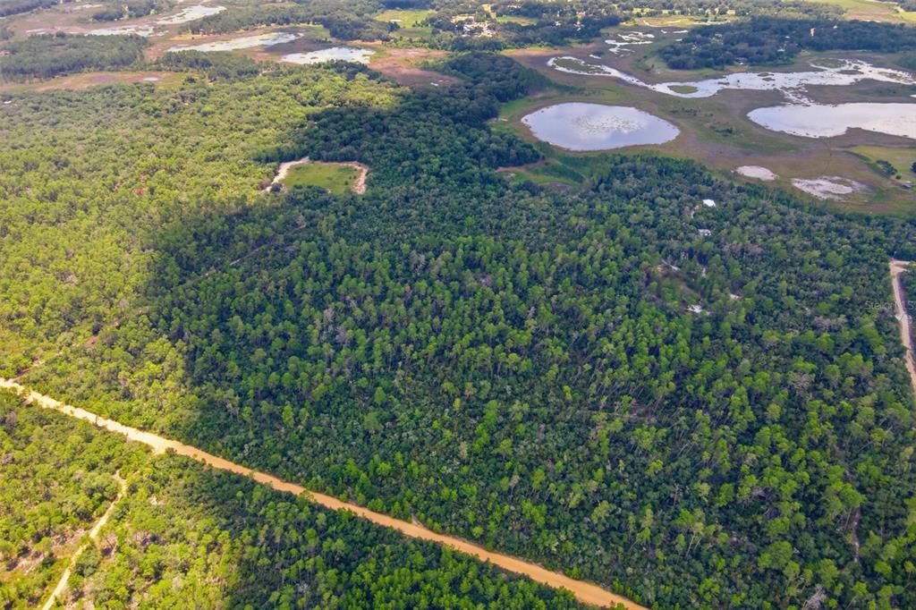 待售: $800,000 (40.00 acres)