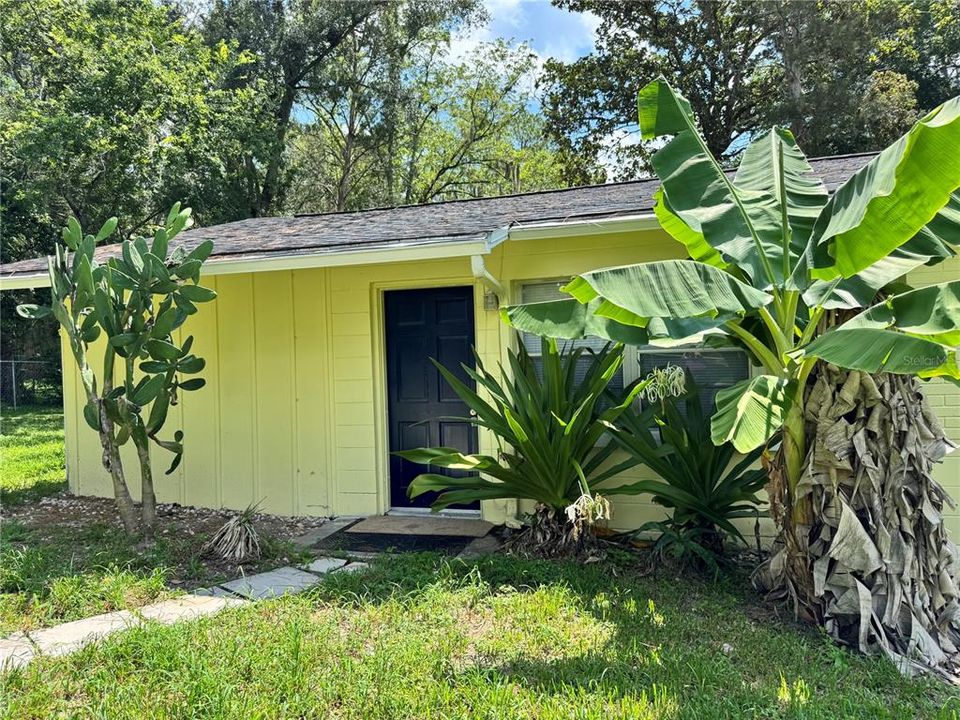 For Sale: $169,900 (3 beds, 1 baths, 1152 Square Feet)