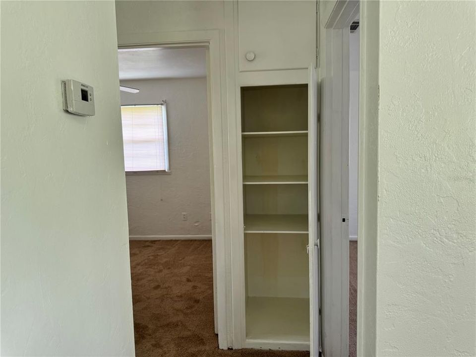 For Sale: $169,900 (3 beds, 1 baths, 1152 Square Feet)