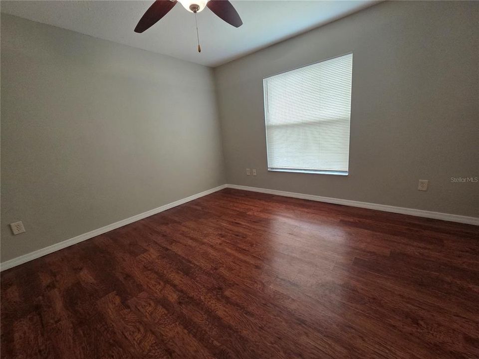 En Venta: $222,000 (2 camas, 2 baños, 930 Pies cuadrados)