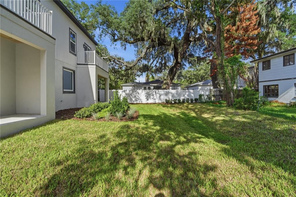 For Sale: $559,000 (3 beds, 2 baths, 1576 Square Feet)