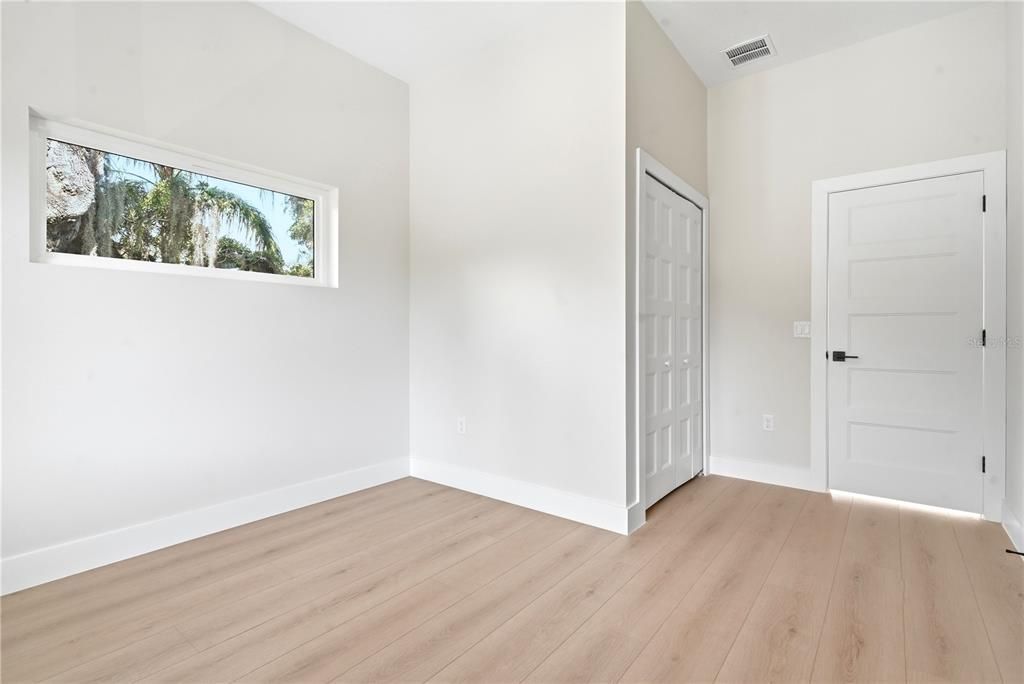 For Sale: $559,000 (3 beds, 2 baths, 1576 Square Feet)