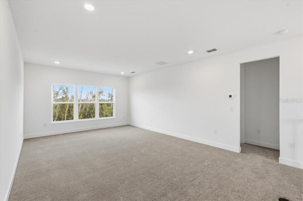 En Venta: $633,680 (4 camas, 3 baños, 2922 Pies cuadrados)