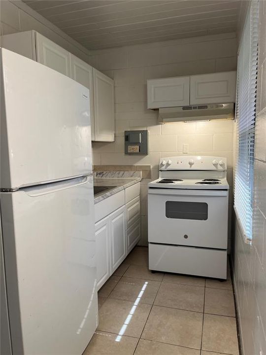 For Rent: $1,050 (2 beds, 1 baths, 559 Square Feet)