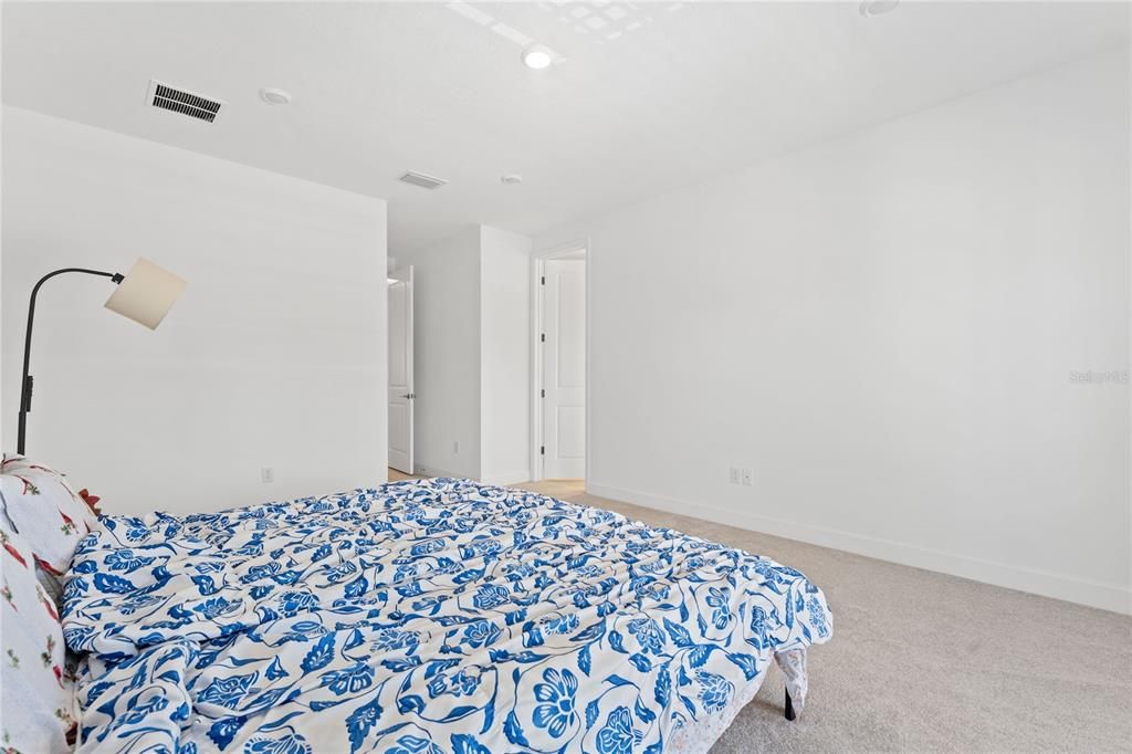 En Renta: $4,500 (5 camas, 4 baños, 3422 Pies cuadrados)