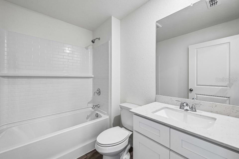 待售: $363,990 (4 贝兹, 2 浴室, 1808 平方英尺)