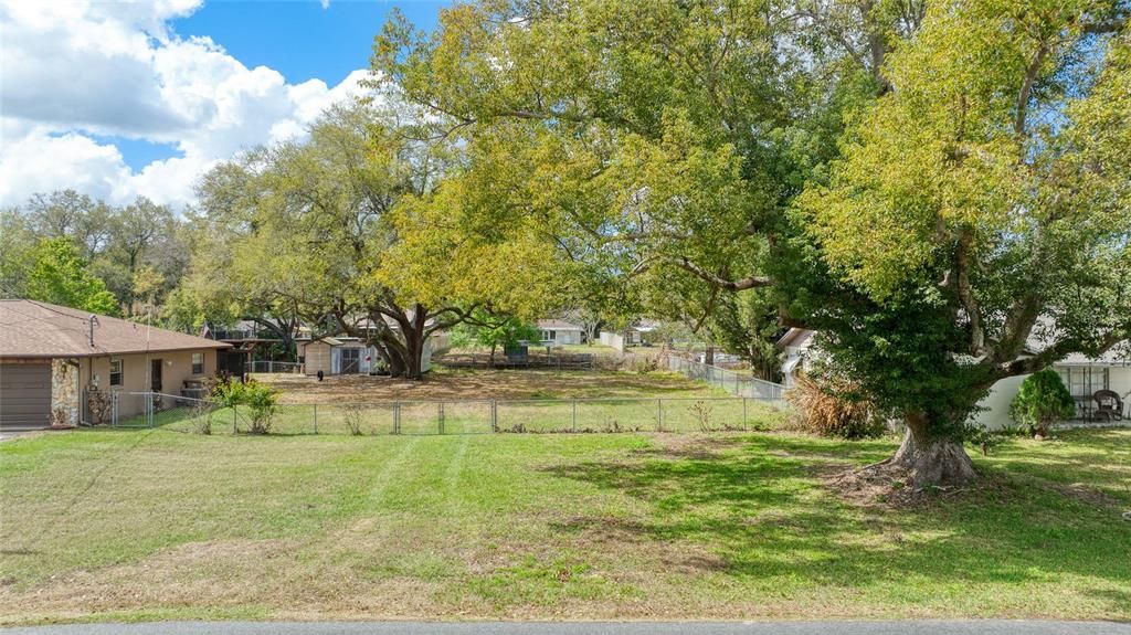 En Venta: $150,000 (0.26 acres)