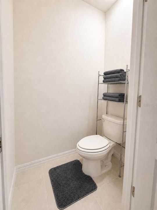 En Venta: $334,000 (4 camas, 3 baños, 2371 Pies cuadrados)