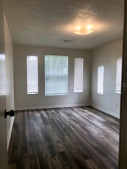 For Rent: $1,535 (2 beds, 1 baths, 850 Square Feet)