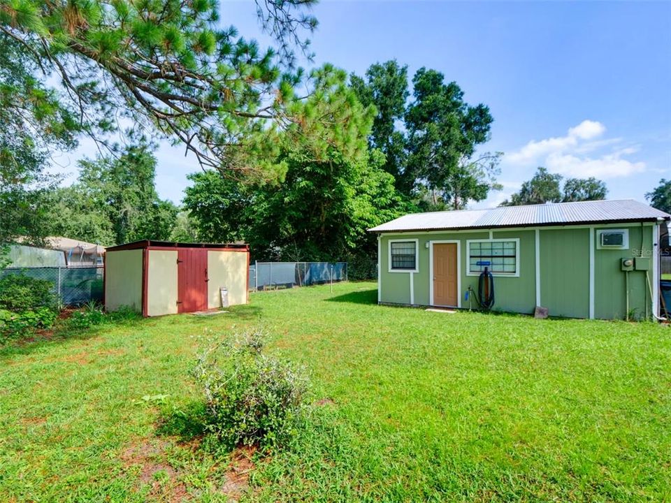 En Venta: $413,000 (3 camas, 2 baños, 1954 Pies cuadrados)