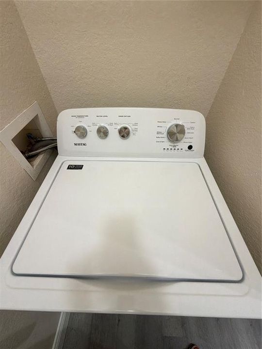 For Rent: $2,088 (2 beds, 2 baths, 1110 Square Feet)
