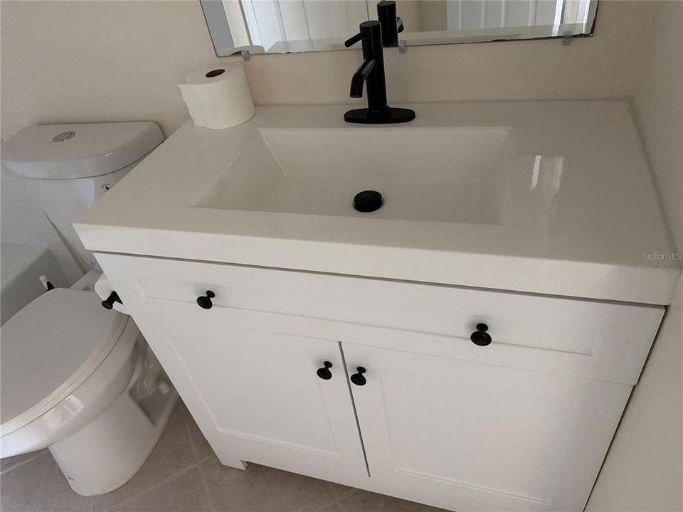 For Rent: $2,088 (2 beds, 2 baths, 1110 Square Feet)