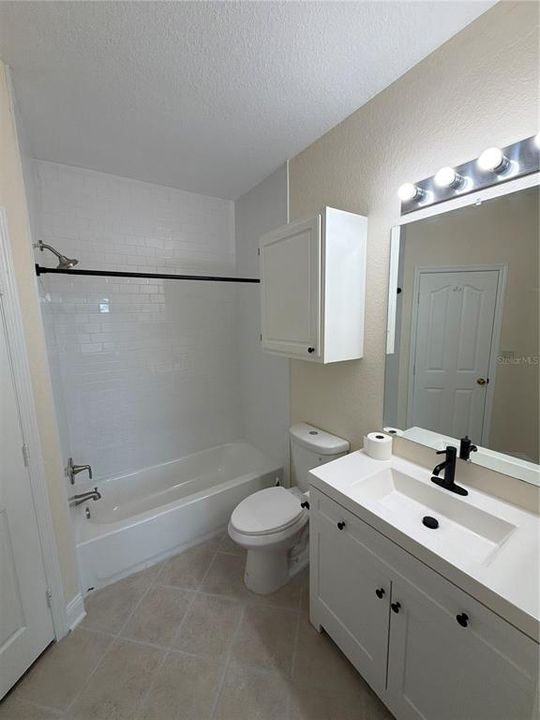 For Rent: $2,088 (2 beds, 2 baths, 1110 Square Feet)