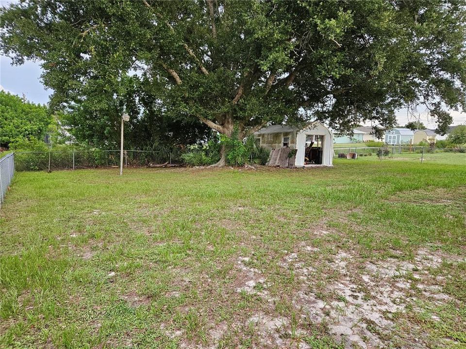 For Sale: $239,900 (2 beds, 2 baths, 1262 Square Feet)