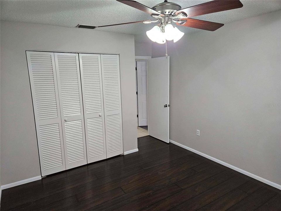 For Sale: $239,900 (2 beds, 2 baths, 1262 Square Feet)