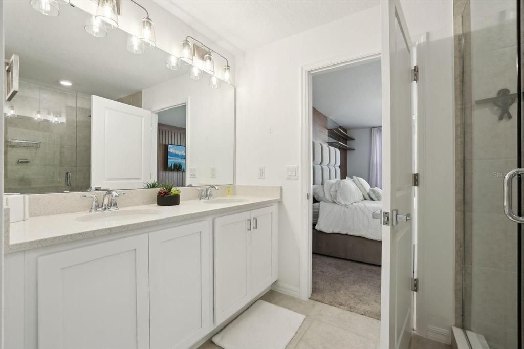 For Sale: $470,000 (3 beds, 2 baths, 1653 Square Feet)