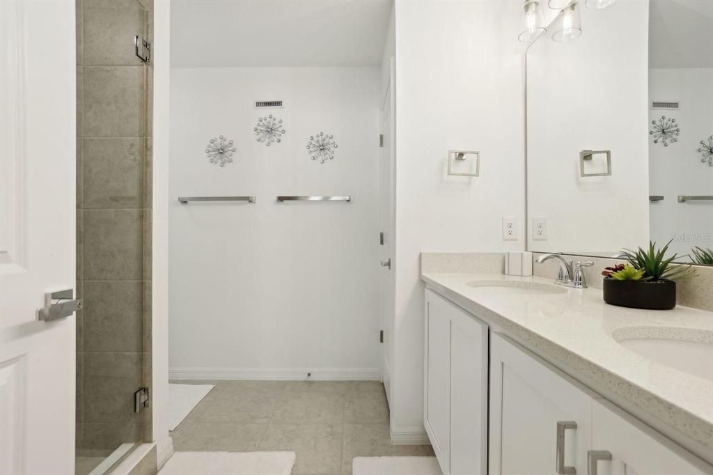 For Sale: $470,000 (3 beds, 2 baths, 1653 Square Feet)