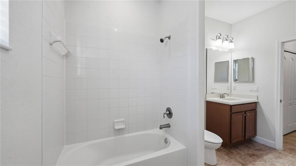В аренду: $2,900 (3 спален, 3 ванн, 2604 Квадратных фут)