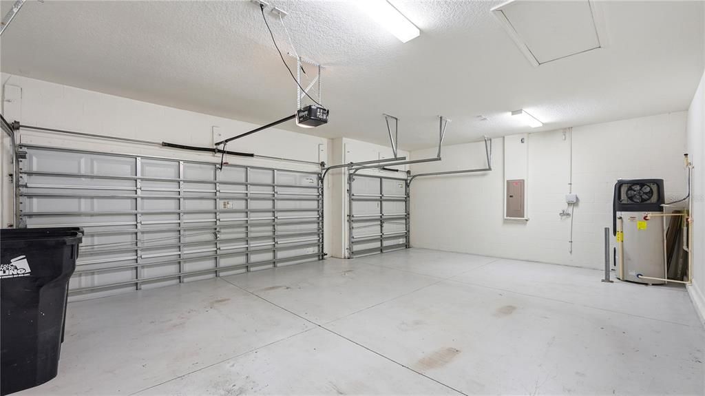 В аренду: $2,900 (3 спален, 3 ванн, 2604 Квадратных фут)