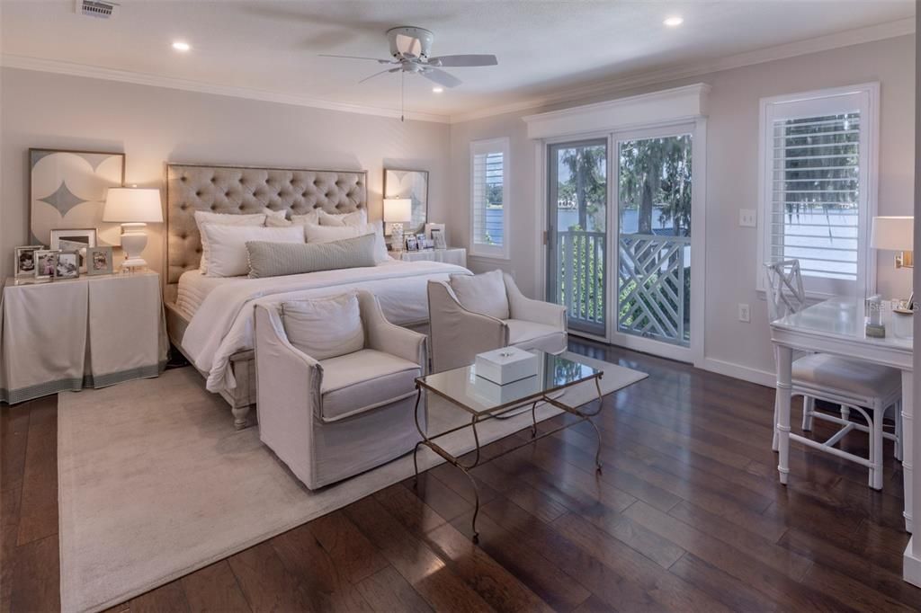 Active With Contract: $5,295,000 (5 beds, 4 baths, 4432 Square Feet)