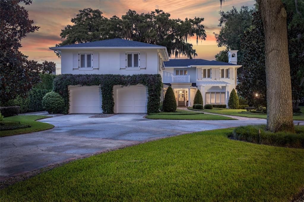 Active With Contract: $5,295,000 (5 beds, 4 baths, 4432 Square Feet)