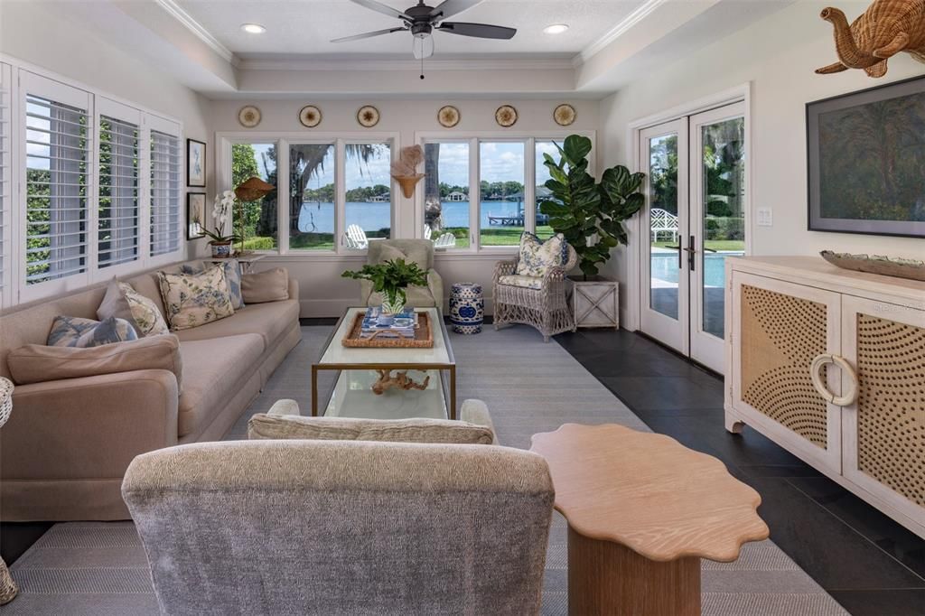 Active With Contract: $5,295,000 (5 beds, 4 baths, 4432 Square Feet)