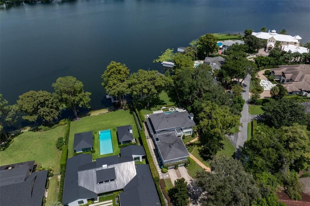Active With Contract: $5,295,000 (5 beds, 4 baths, 4432 Square Feet)