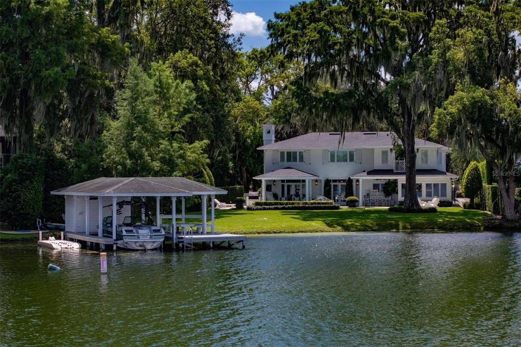 Active With Contract: $5,295,000 (5 beds, 4 baths, 4432 Square Feet)