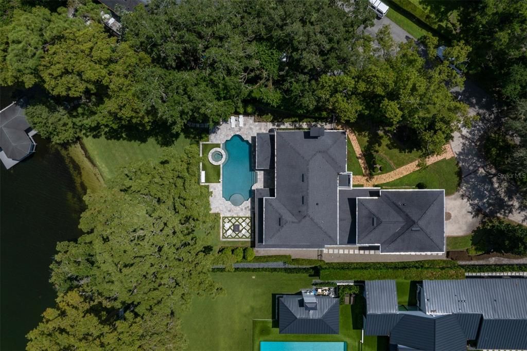Active With Contract: $5,295,000 (5 beds, 4 baths, 4432 Square Feet)