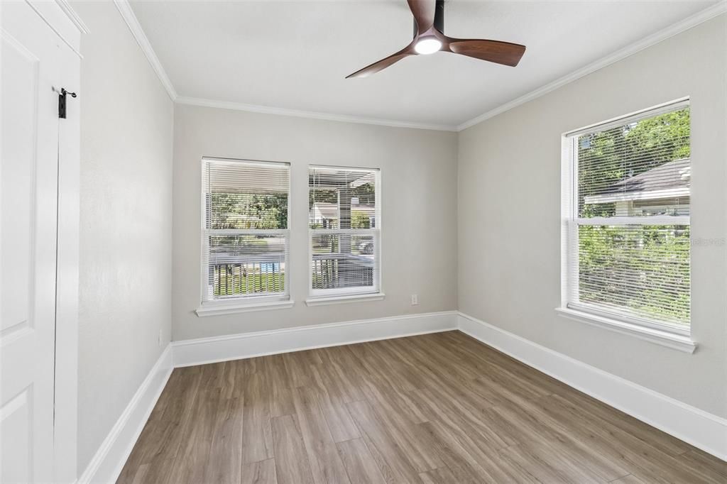 For Sale: $550,000 (4 beds, 3 baths, 1483 Square Feet)