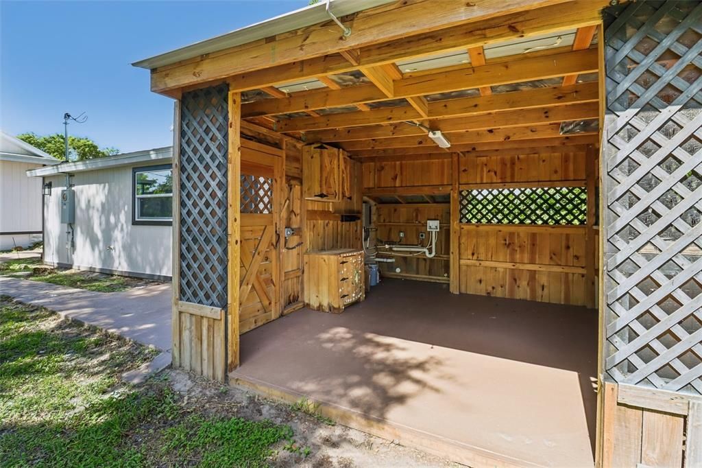 For Sale: $550,000 (4 beds, 3 baths, 1483 Square Feet)
