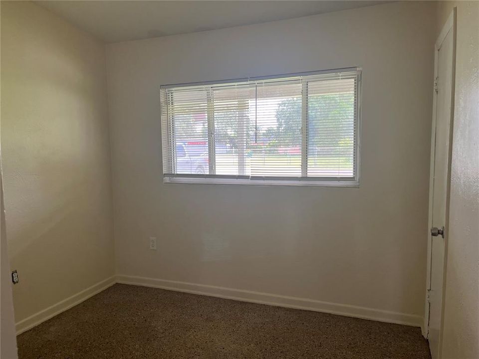 В аренду: $1,795 (3 спален, 1 ванн, 888 Квадратных фут)
